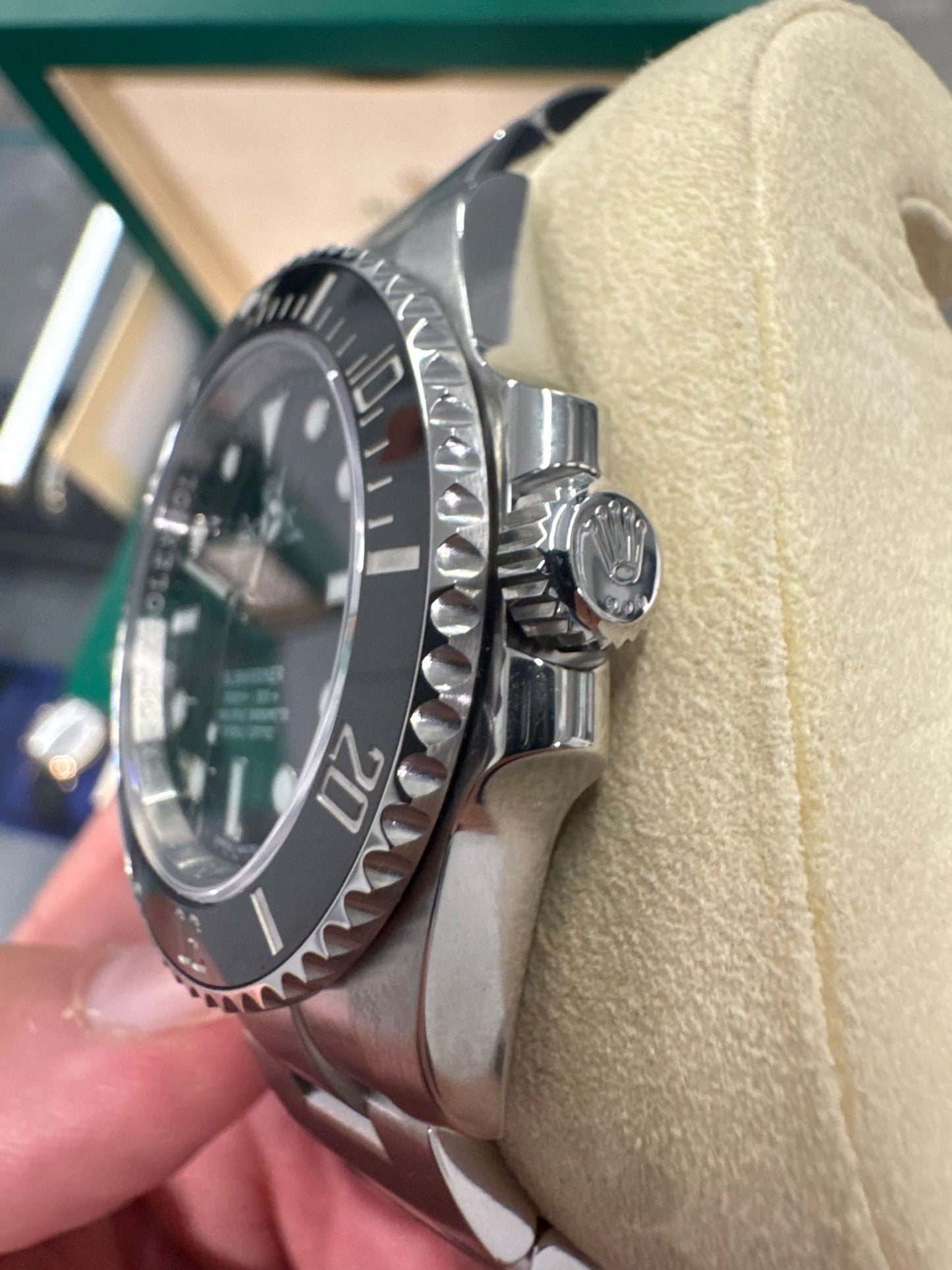 Rolex Oystersteel Submariner 40 MM - Oyster Bracelet - Black No Date Dial - 114060