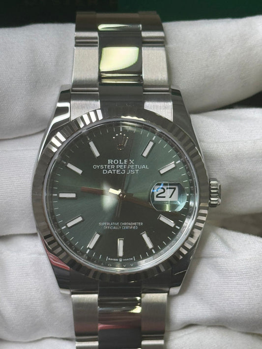 Rolex Stainless Steel And White Gold Datejust - 36 MM - Oyster Bracelet - Fluted Bezel - Mint Green Index Dial - 126234 mgio