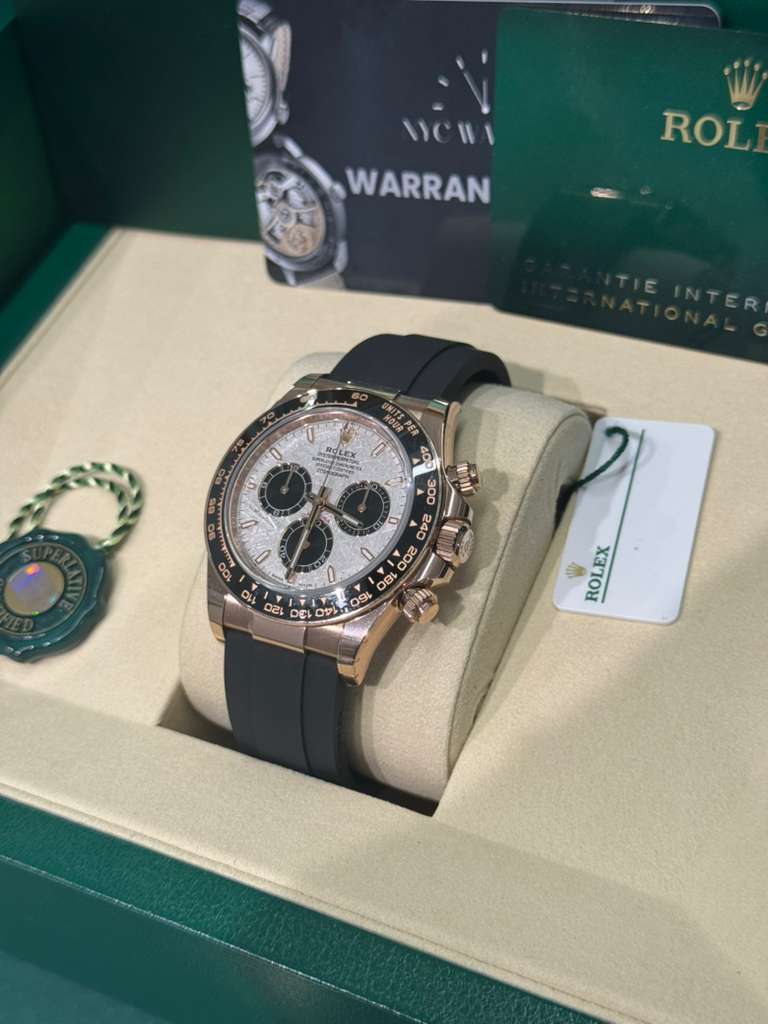 Rolex Everose Gold Cosmograph Daytona Watch - 40 MM - Oysterflex Strap - Black Cerachrom Bezel - Meteorite and Black Index Dial - 126515LN-0008