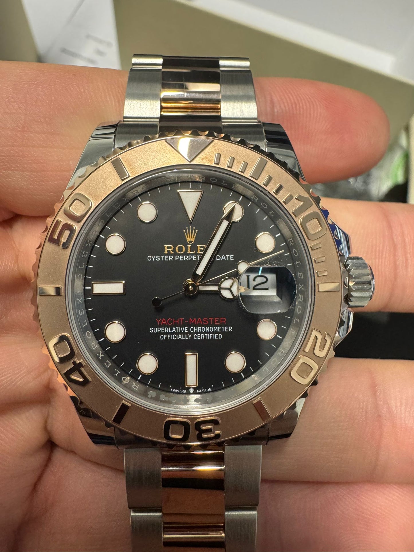 Rolex Steel and Everose Gold Yacht-Master Watch - 40 MM - Oyster Bracelet - Black Dial - 126621 bk