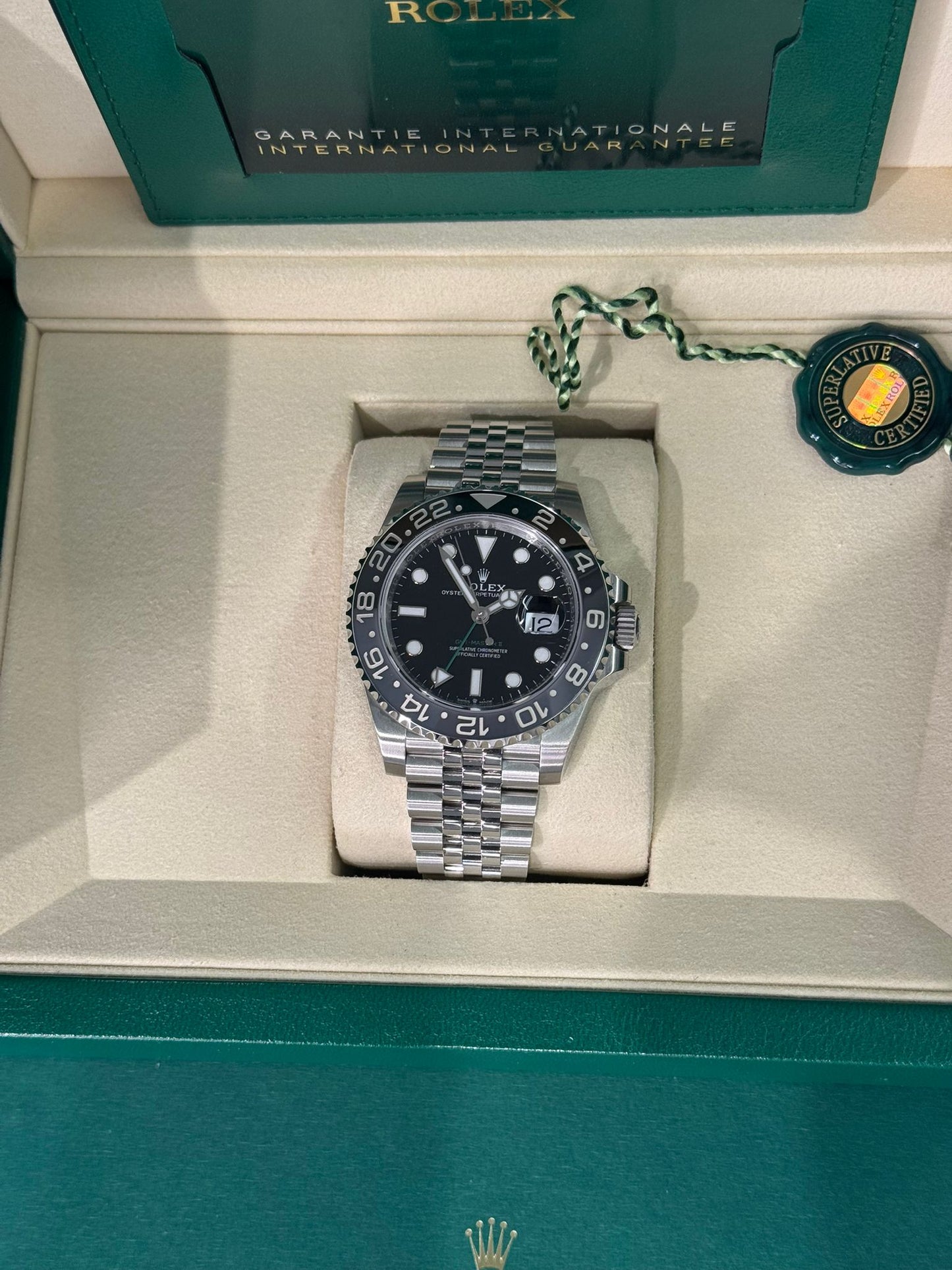 Rolex GMT-Master II - 40 MM - Stainless Steel - Black Dial - 126710GRNR JB