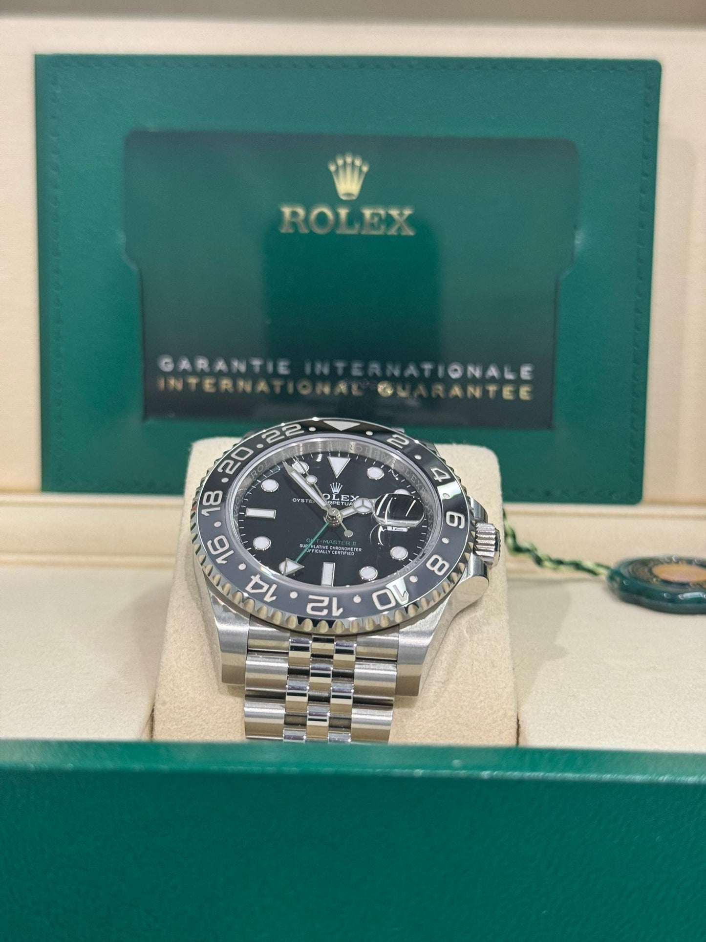 Rolex GMT-Master II - 40 MM - Stainless Steel - Black Dial - 126710GRNR JB