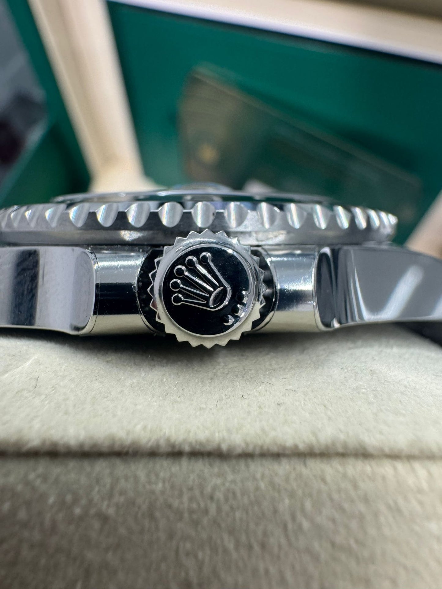Rolex GMT-Master II - 40 MM - Stainless Steel - Black Dial - 126710GRNR JB