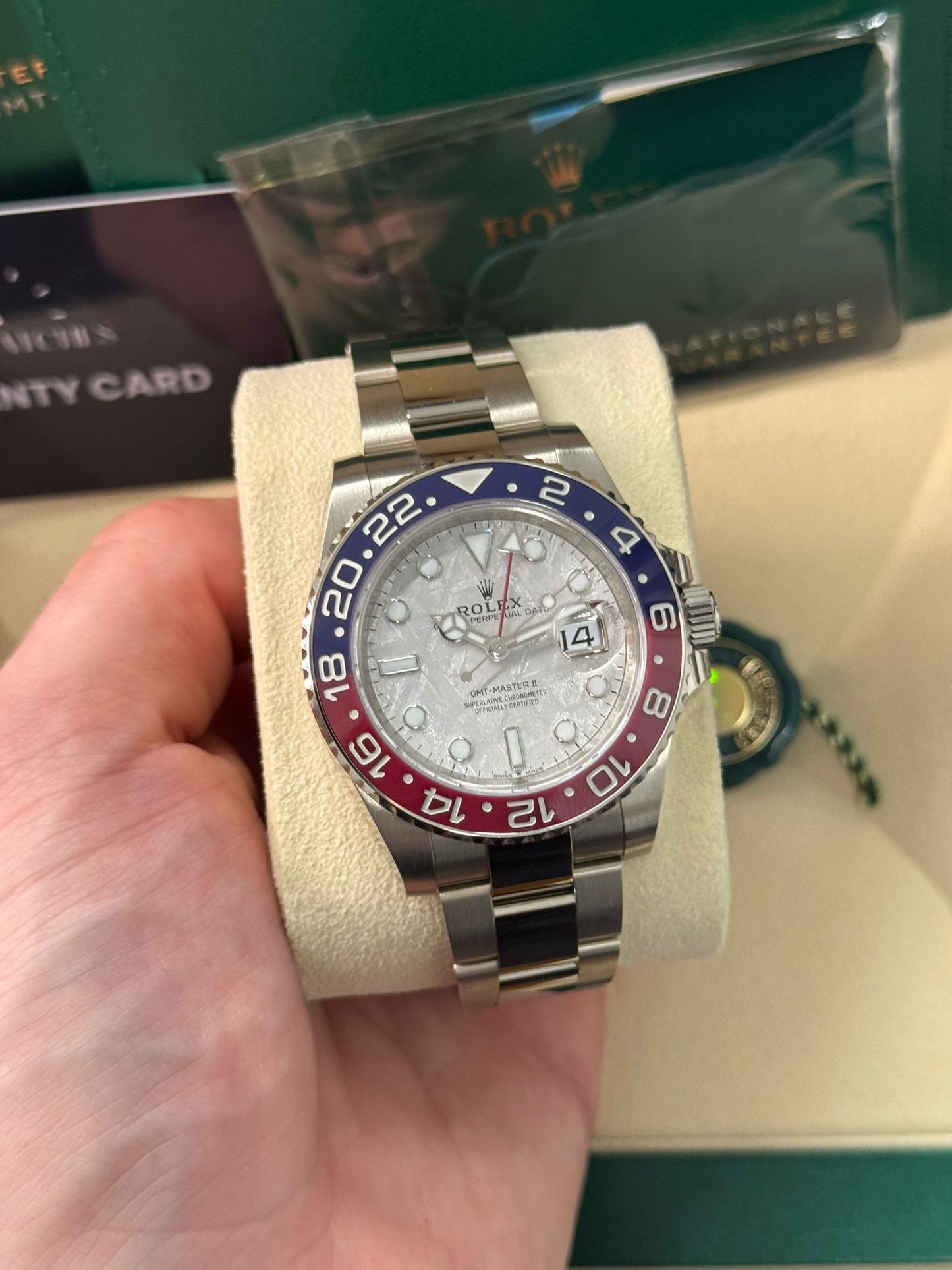 Rolex Pepsi White Gold GMT-Master II Watch - 40 MM - Oyster Bracelet - Meteorite Dial - 126719BLRO mt