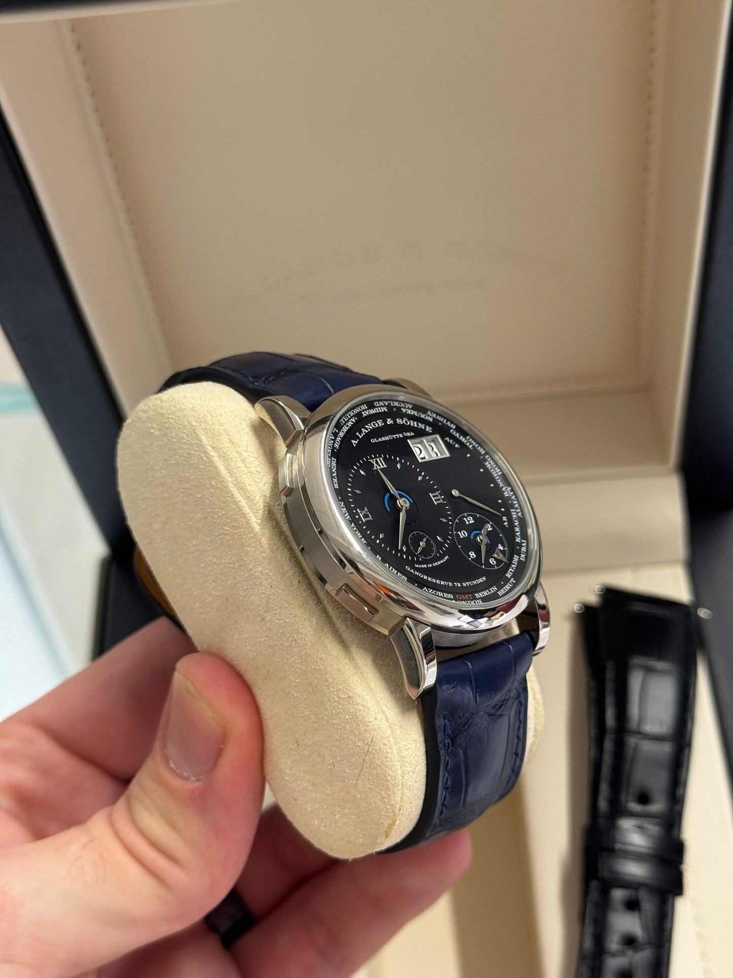 A.Lange & Söhne Lange 1 - 41.9 MM - White Gold - Black Dial - 136.029