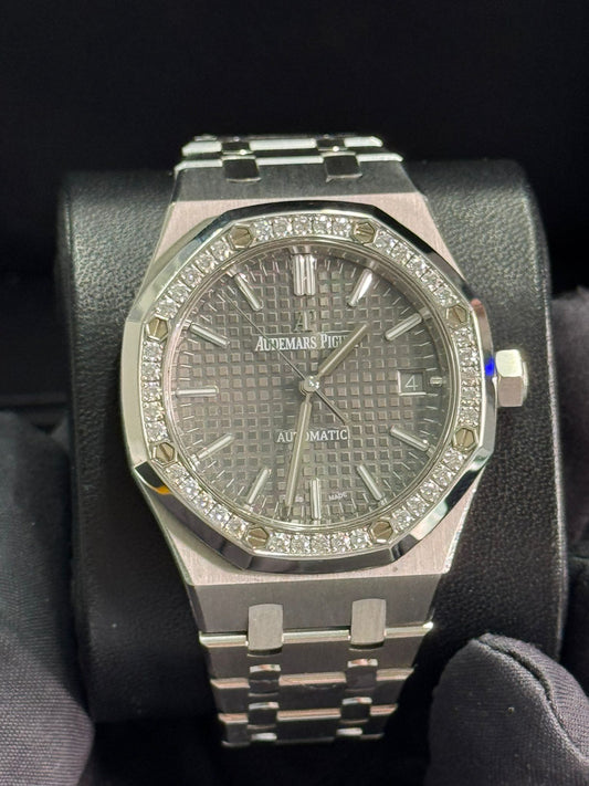Audemars Piguet Royal Oak - 37 MM - Stainless Steel - Diamond Bezel - Grey Dial - 15451ST.ZZ.1256ST.02