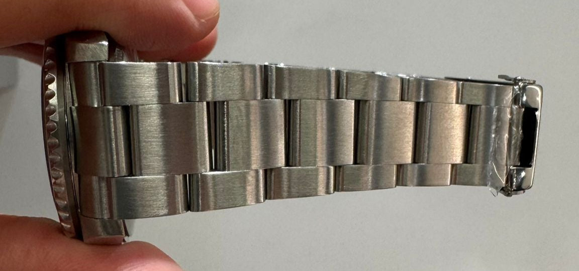 Rolex GMT-Master II - Steel - 40 MM - 16710 bkrd