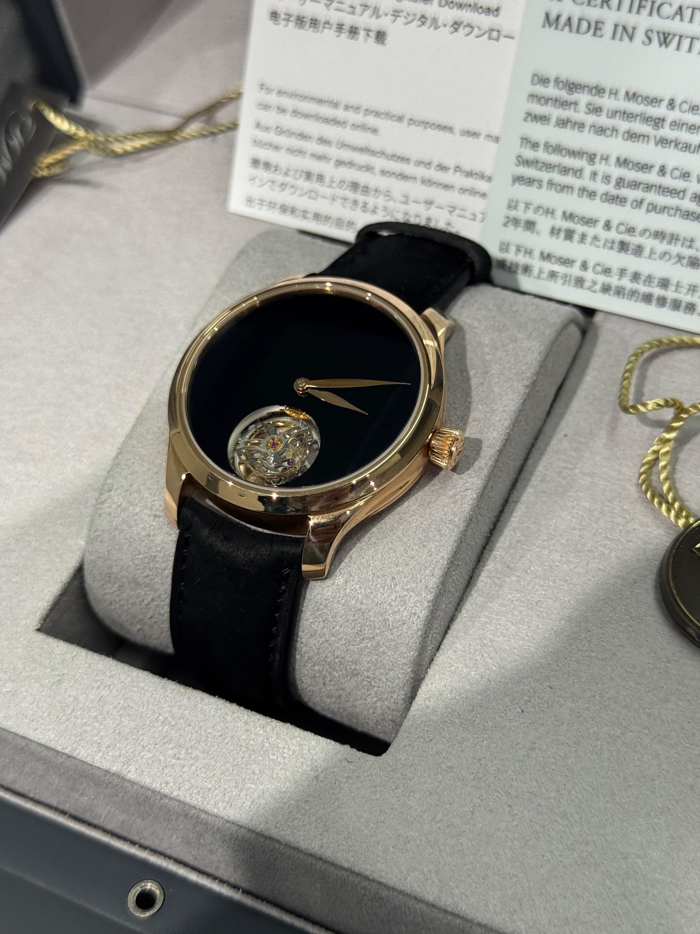 H. Moser & Cie Endeavour Tourbillon - 40 MM - Rose Gold - Black Dial - Leather Bracelet - 1804-0403