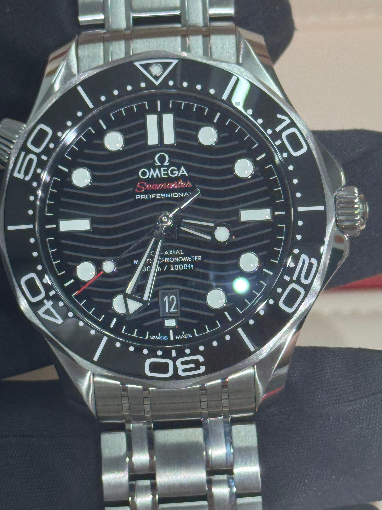 Omega Seamaster Diver - 42 MM - Stainless Steel - Black Dial - 210.30.42.20.01.001