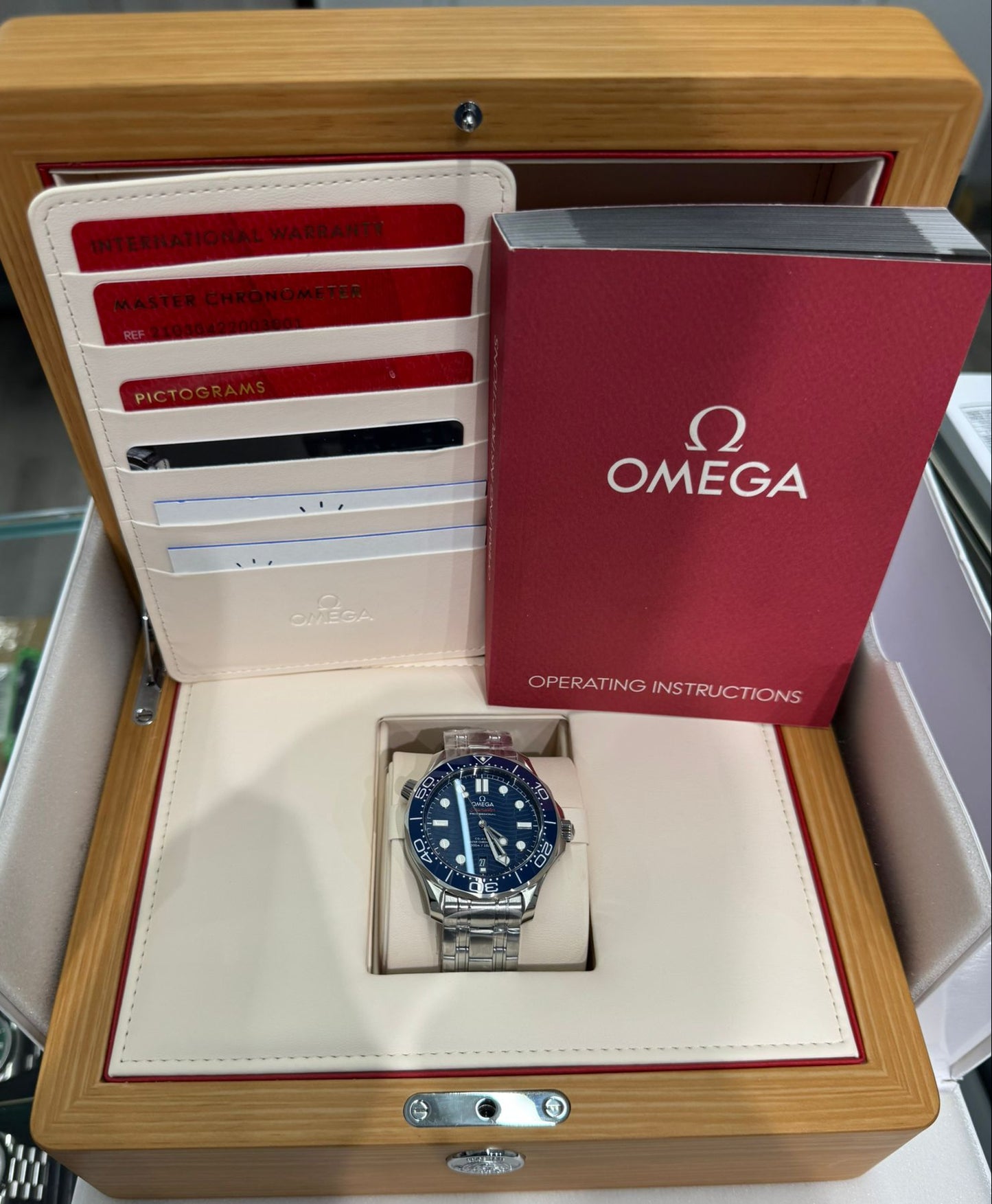 Omega Seamaster Stainless Steel 42 MM - Stainless Steel Bracelet - Blue Ceramic Dial - 210.30.42.20.03.001