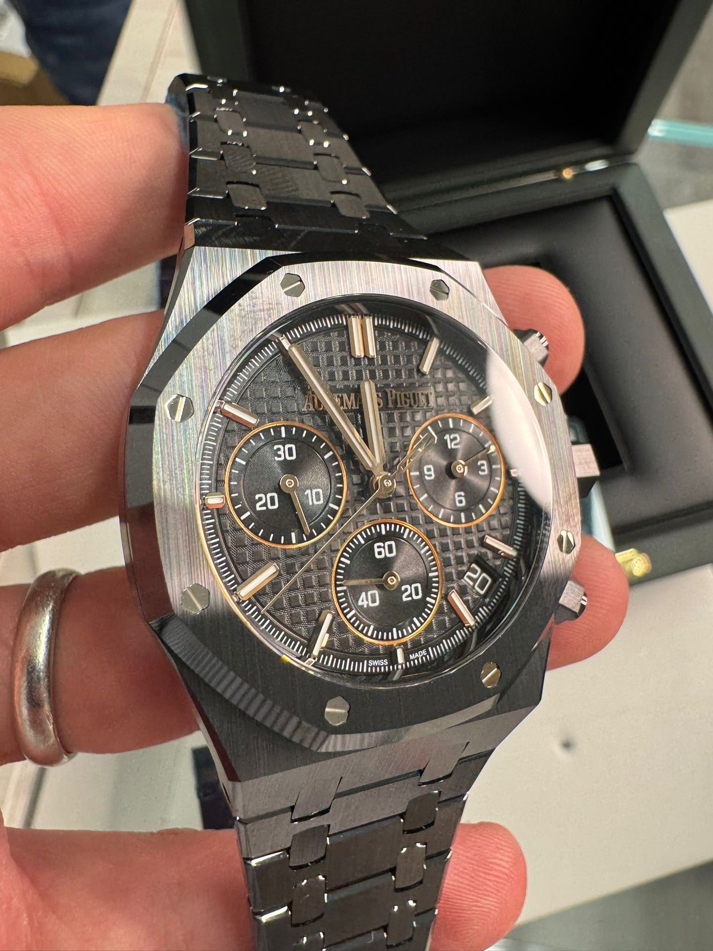 Audemars Piguet Royal Oak - 41 MM - Ceramic - Black Dial - 26240CE.00.1225CE.02