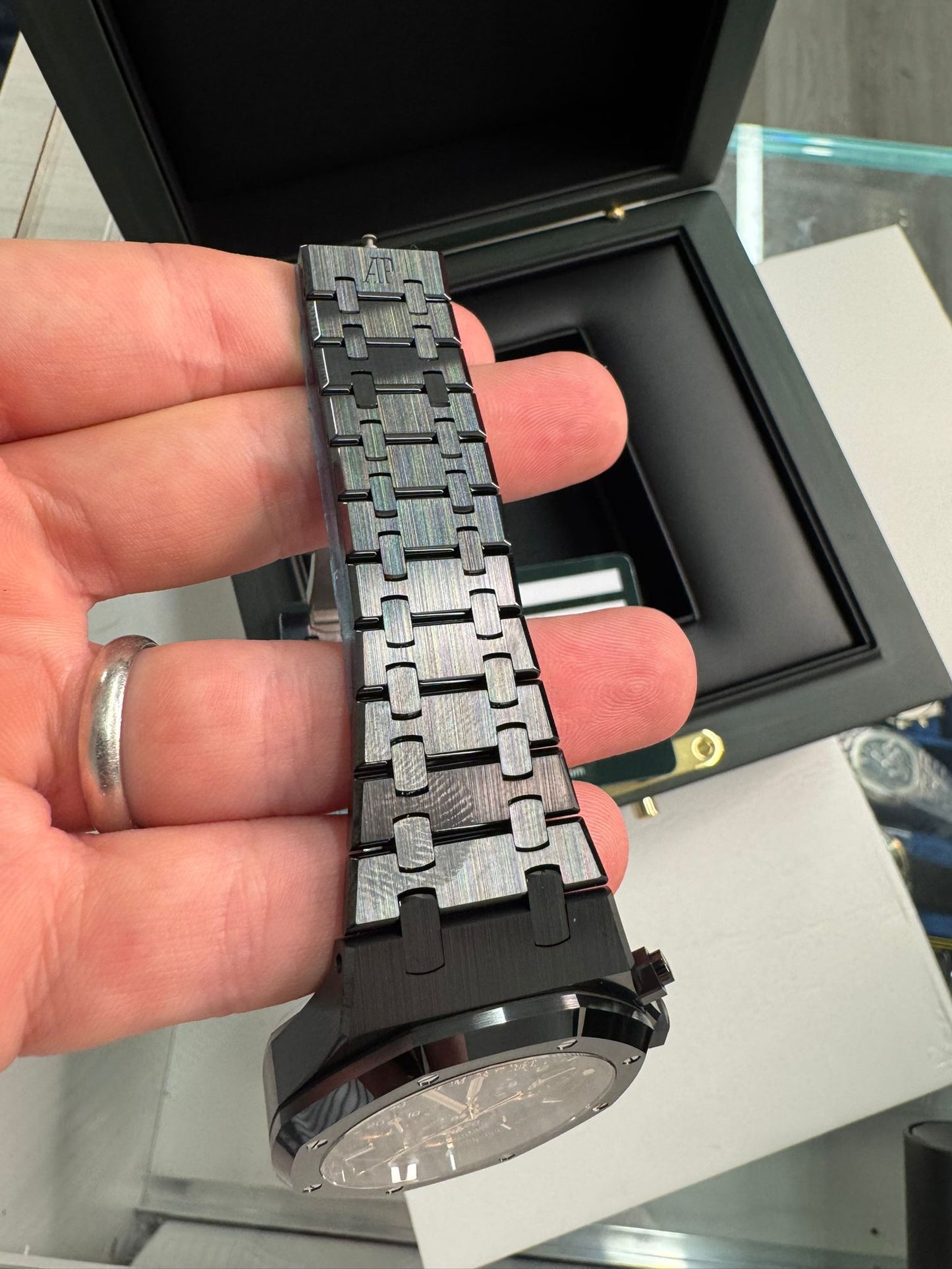Audemars Piguet Royal Oak - 41 MM - Ceramic - Black Dial - 26240CE.00.1225CE.02
