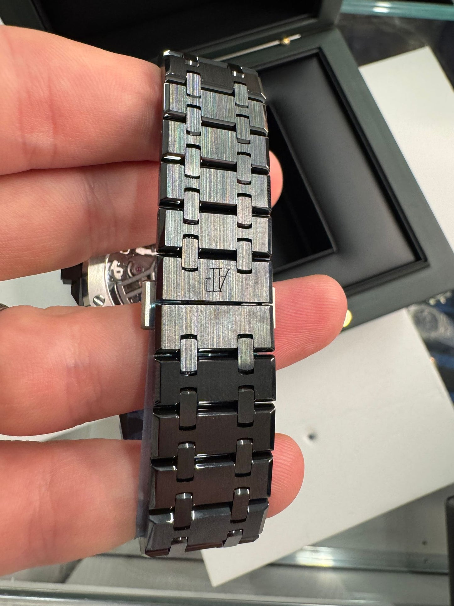 Audemars Piguet Royal Oak - 41 MM - Ceramic - Black Dial - 26240CE.00.1225CE.02