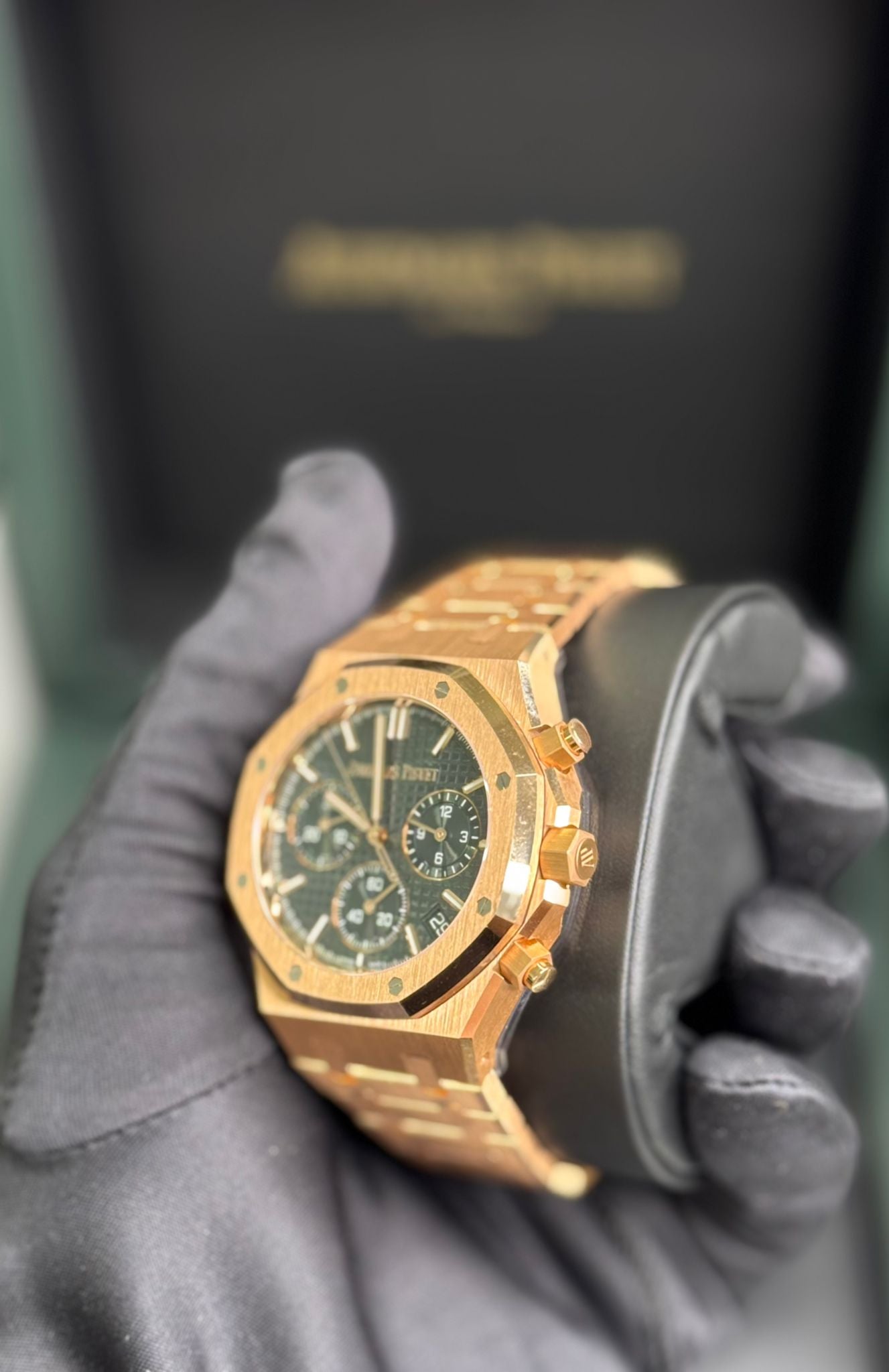 Audemars Piguet - Royal Oak - 41 MM - Rose Gold - 26240OR.OO.1320OR.04