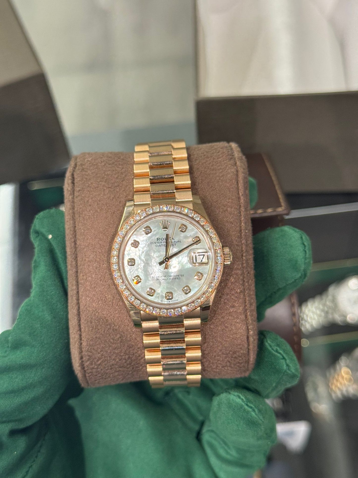 Rolex Everose Gold Datejust - 31 MM - President Bracelet - Diamond Bezel - Silver Diamond Dial - 278285RBR mdp