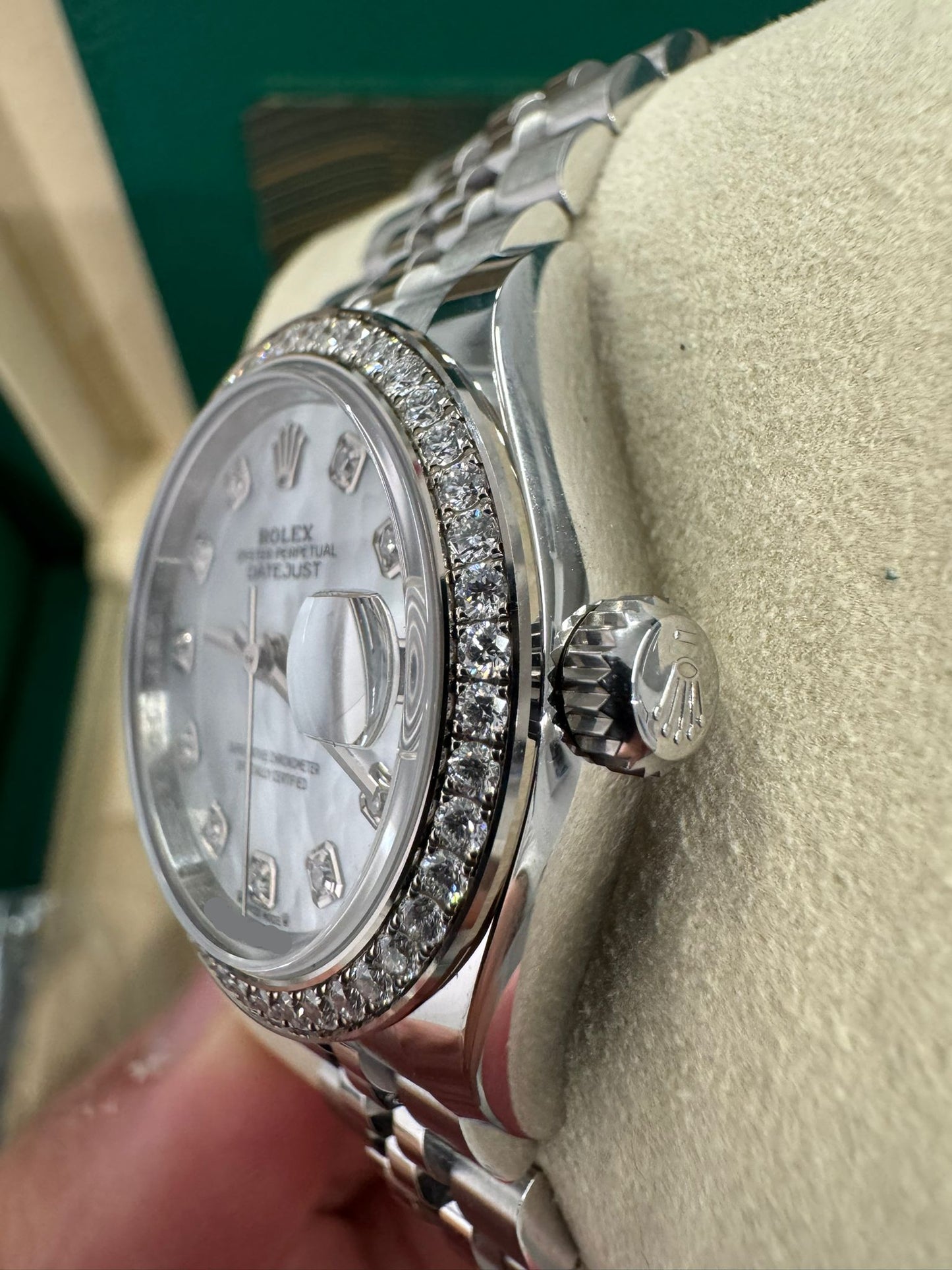 Rolex Lady-Datejust Stainless Steel and White Gold - 28 MM - Jubilee Bracelet - Diamond Bezel - Mother of Pearl Diamond Dial - 279384RBR-0011