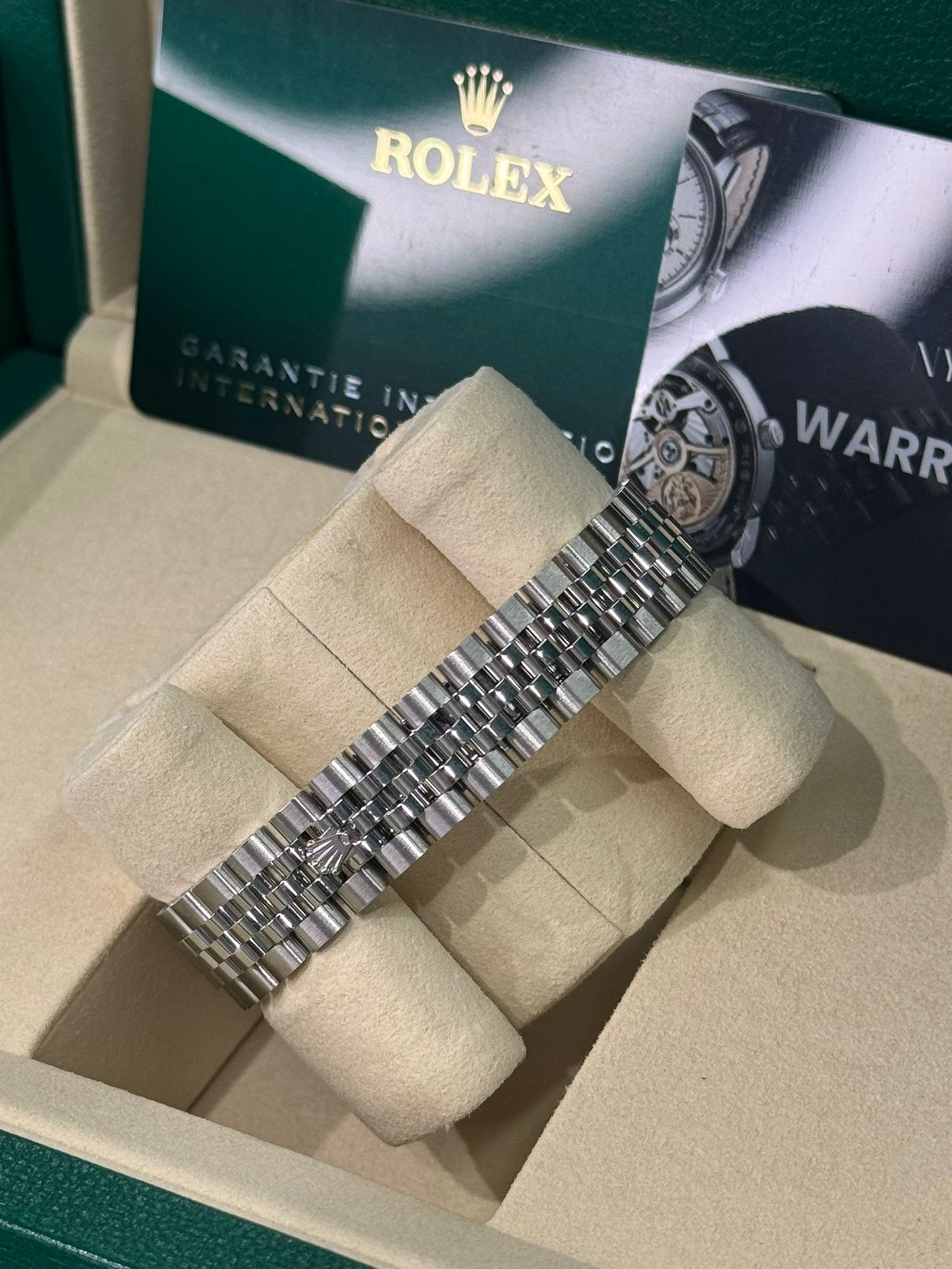 Rolex Lady-Datejust Stainless Steel and White Gold - 28 MM - Jubilee Bracelet - Diamond Bezel - Mother of Pearl Diamond Dial - 279384RBR-0011
