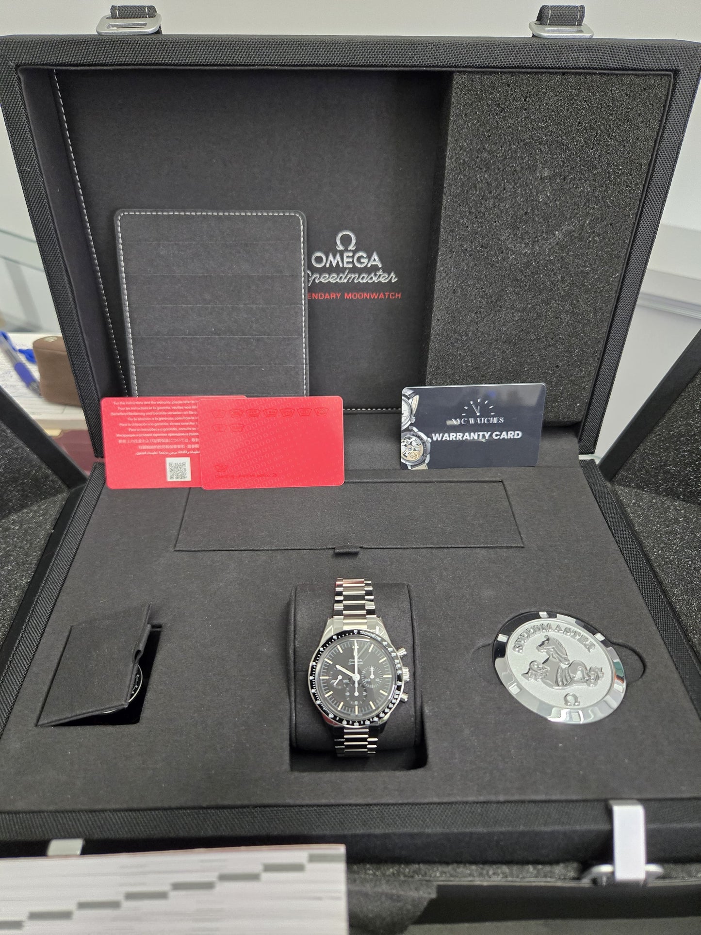 Omega Speedmaster Calibre 321 Stainless Steel 39.7 MM - Stainless Steel Bracelet - Black Dial - 311.30.40.30.01.001