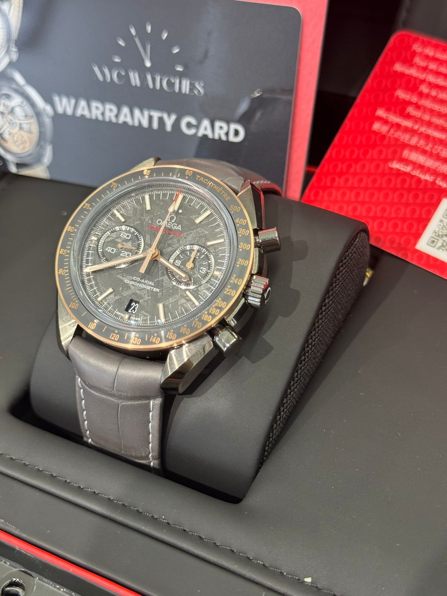 Omega Speedmaster Grey Ceramic 44.25 MM - Grey Leather Strap - Grey Dial - 311.63.44.51.99.001