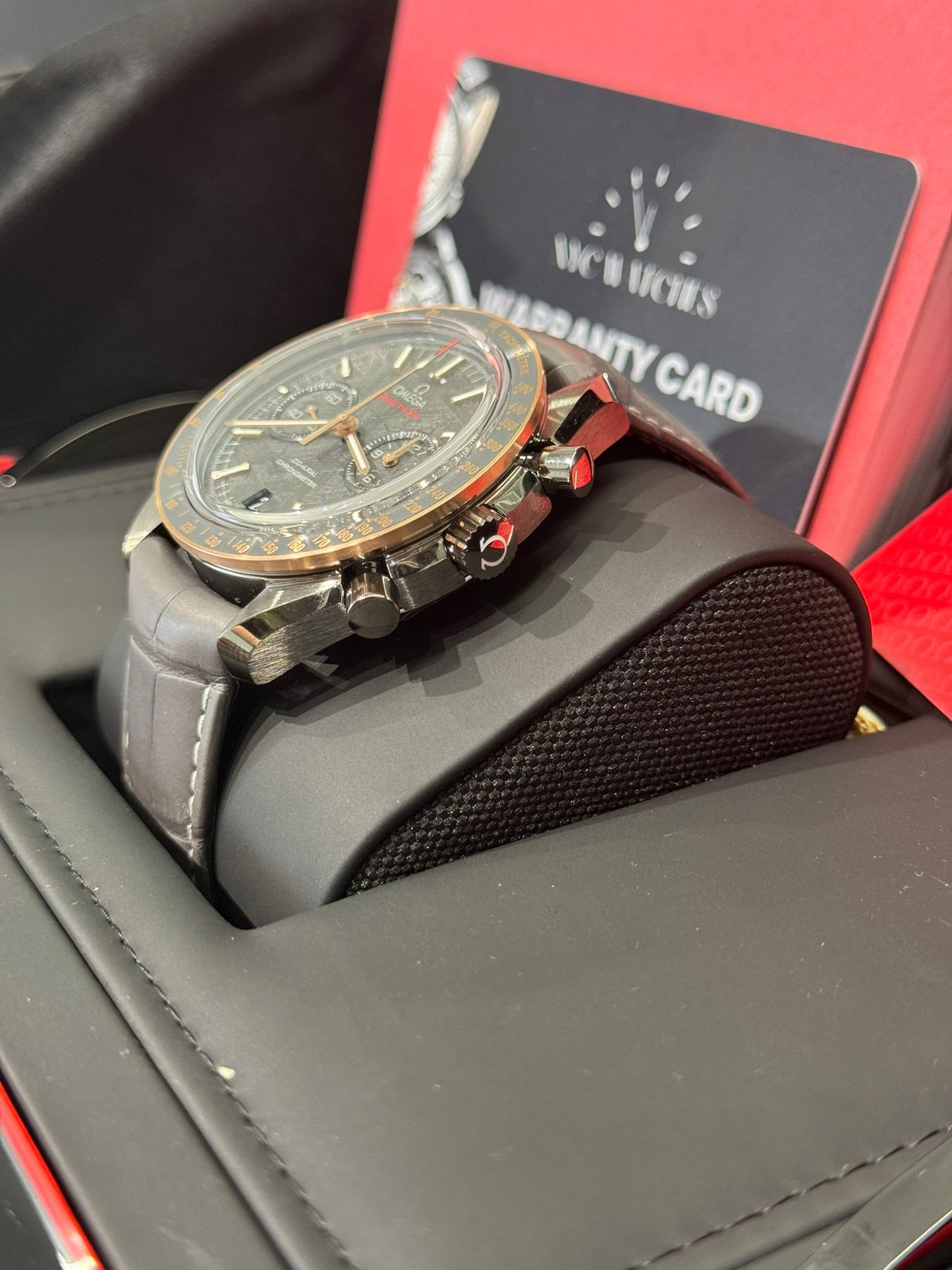 Omega Speedmaster Grey Ceramic 44.25 MM - Grey Leather Strap - Grey Dial - 311.63.44.51.99.001