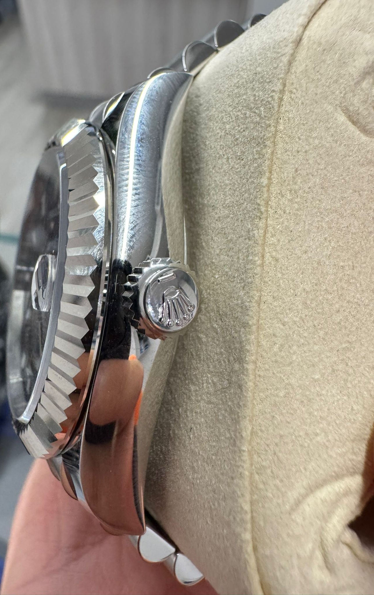 Rolex Stainless Steel and White Gold Sky Dweller Watch - 42 MM - Jubilee Bracelet - Fluted Ring Command Bezel - Blue Index Dial - 336934 blij