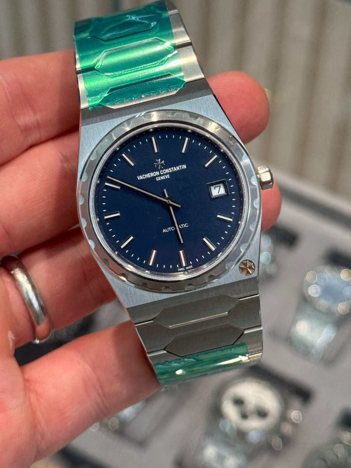 Vacheron Constantin Historiques 222 - Stainless Steel - 37 MM - Blue Dial - 4200H/222A-B934