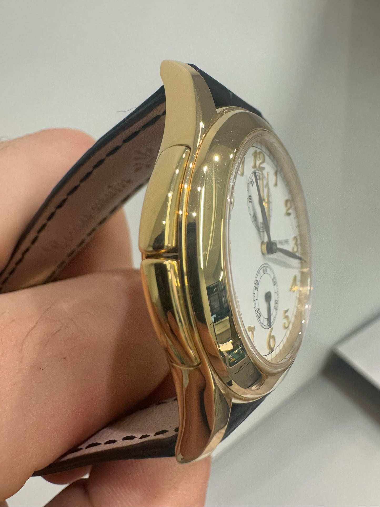 Patek Philippe Calatrava Travel Time - 37 MM - Yellow Gold - 5134J