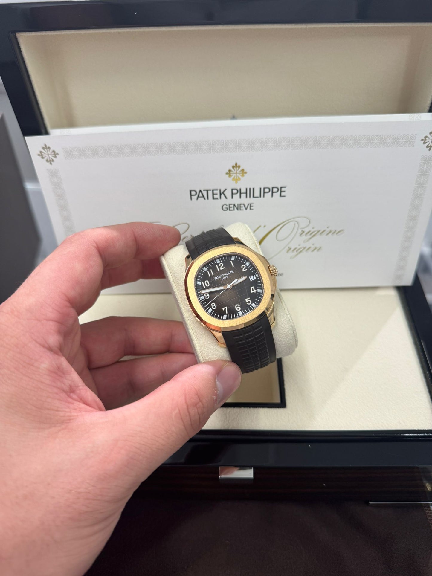 Patek Philippe Aquanaut - 40MM - Rose Gold - 5167R-001