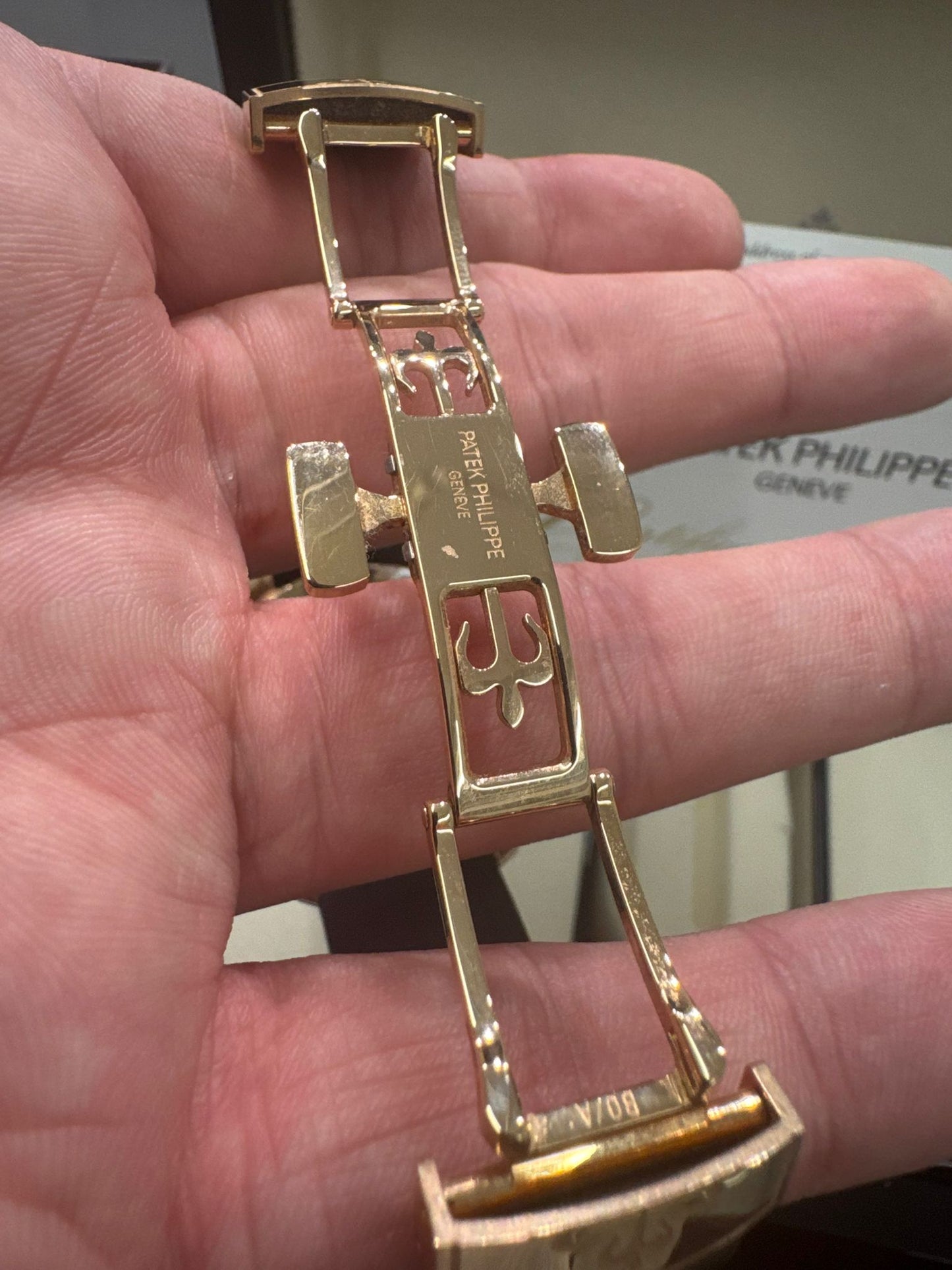 Patek Philippe Aquanaut - 40MM - Rose Gold - 5167R-001