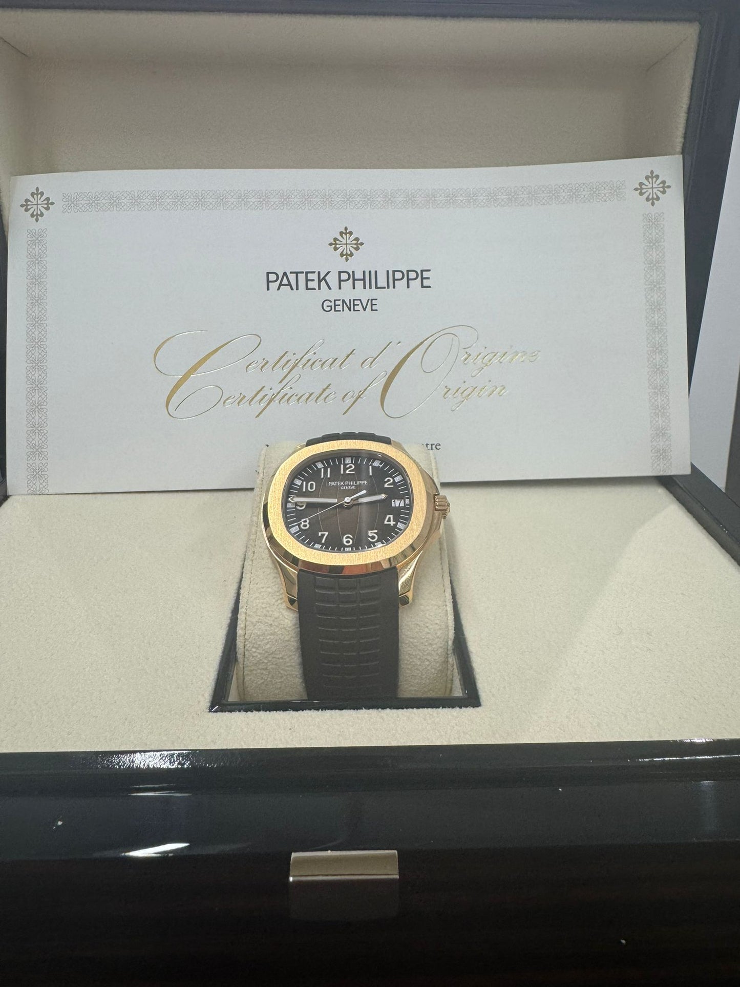 Patek Philippe Aquanaut - 40MM - Rose Gold - 5167R-001
