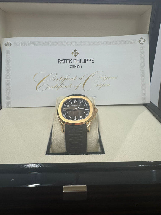 Patek Philippe Aquanaut - 40MM - Rose Gold - 5167R-001