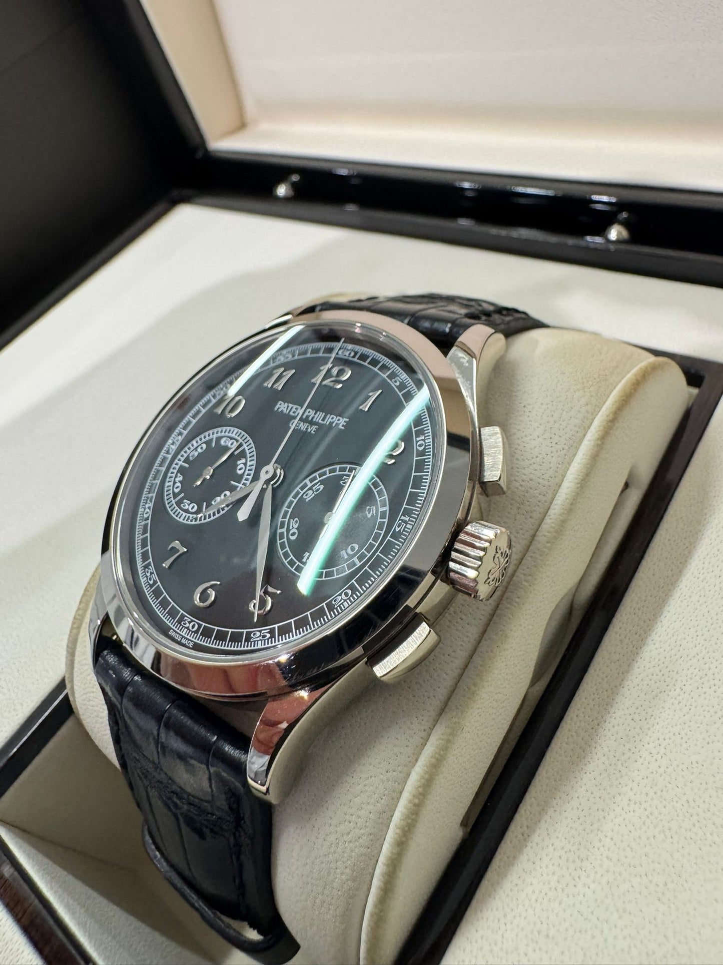 Patek Philippe Complications - Chronograph - 39 MM - White Gold - Black Dial - Leather Bracelet - 5170G-010