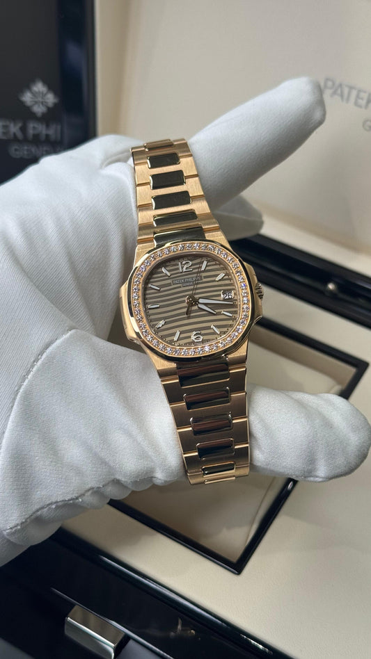 Patek Philippe Nautilus - 32MM - Rose Gold Bracelet - 7010/1R-012