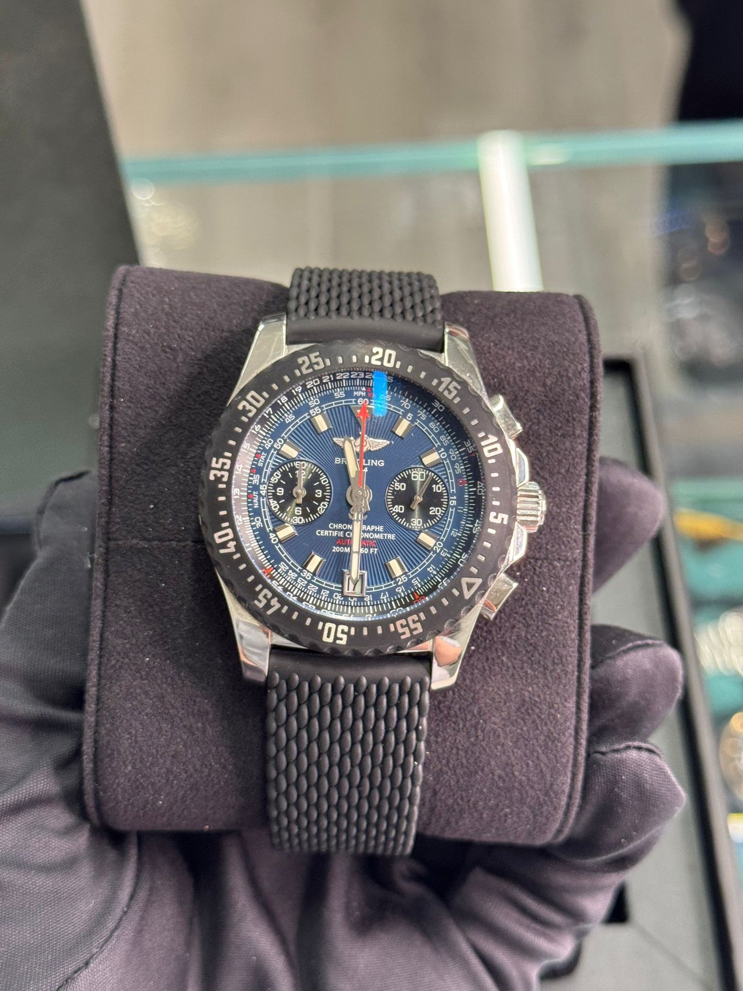 Breitling Skyracer Raven Chrono Mariner's - 43.5 MM - Stainless Steel - Black Rubber Strap - Blue Dial - Black Rotating Bezel - A2736423-C804BKPT