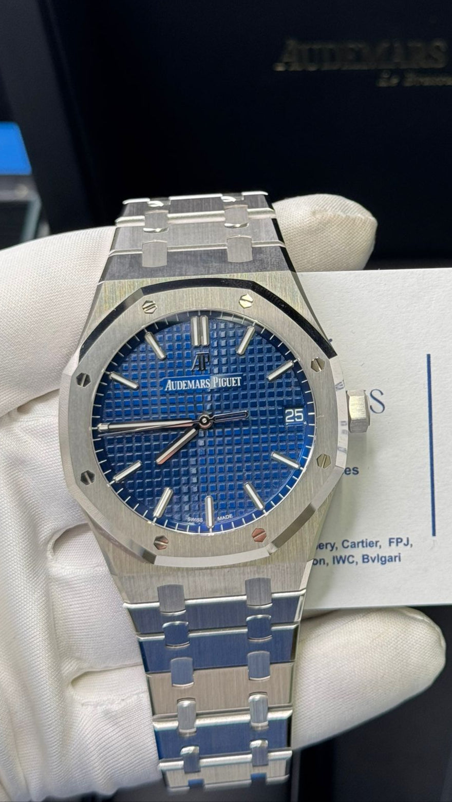 Audemars Piguet Royal Oak Limited Edition - 41 MM - White Gold - Blue Dial - 15503BC.OO.1220BC.01