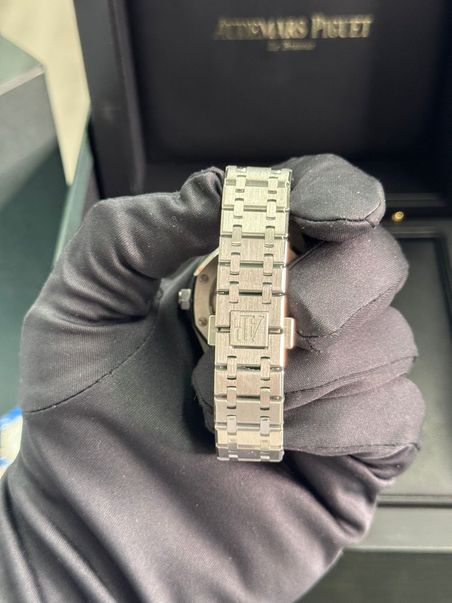 Audemars Piguet Royal Oak - 37 MM - Stainless Steel - Diamond Bezel - Grey Dial - 15451ST.ZZ.1256ST.02
