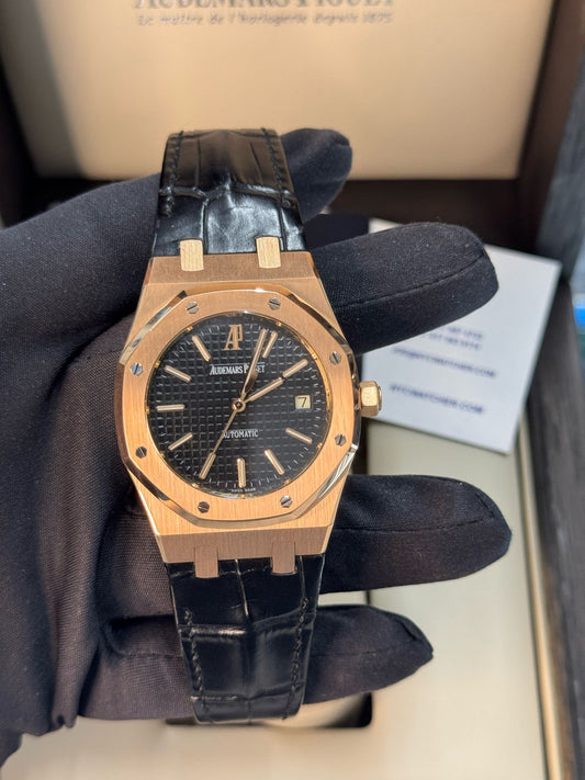 Audemars Piguet - Royal Oak - 39 MM - Rose Gold - 15300OR.OO.D002CR.01