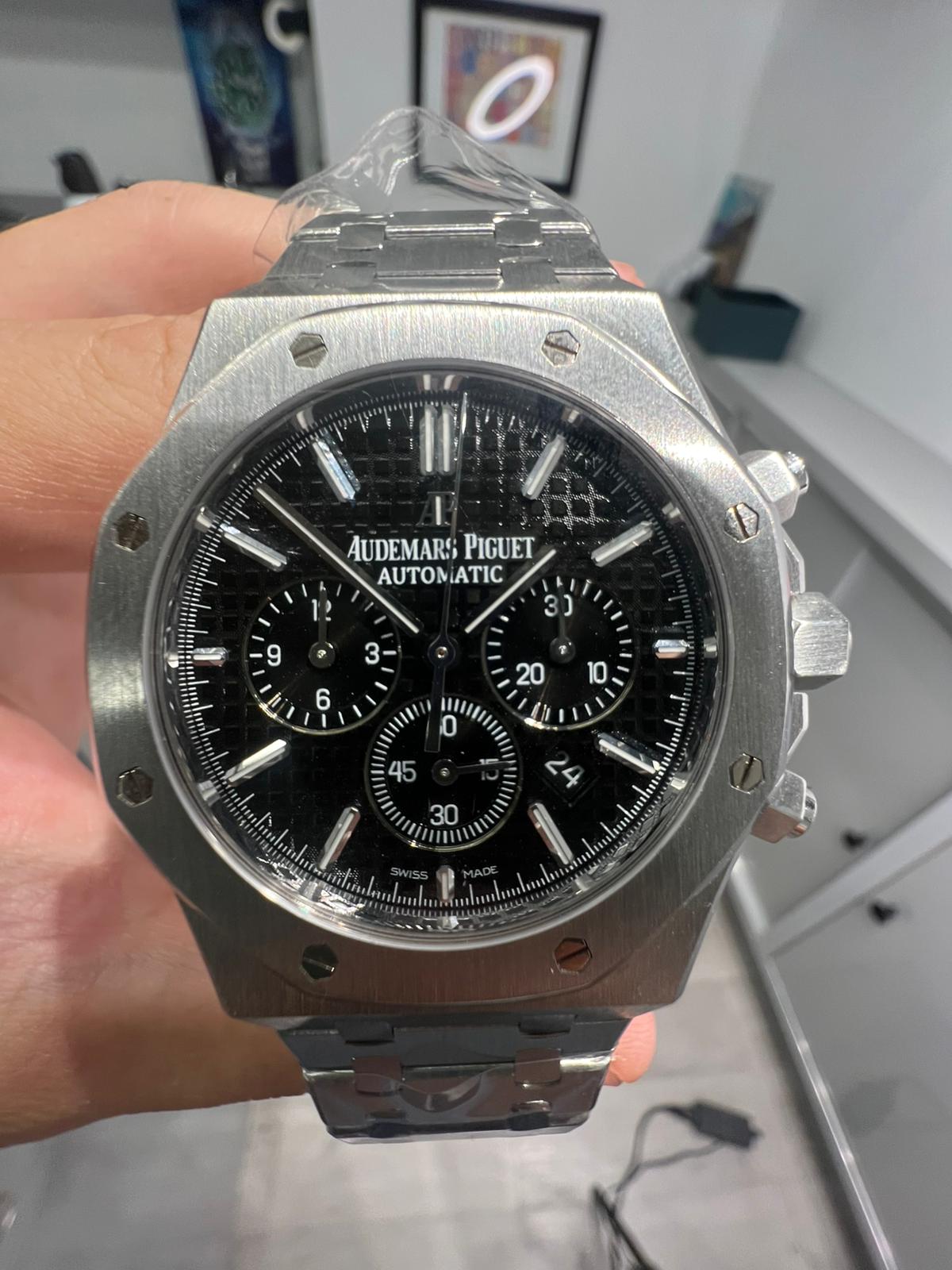 Audemars Piguet - Royal Oak - 41 MM - Steel - 26320ST.OO.1220ST.01
