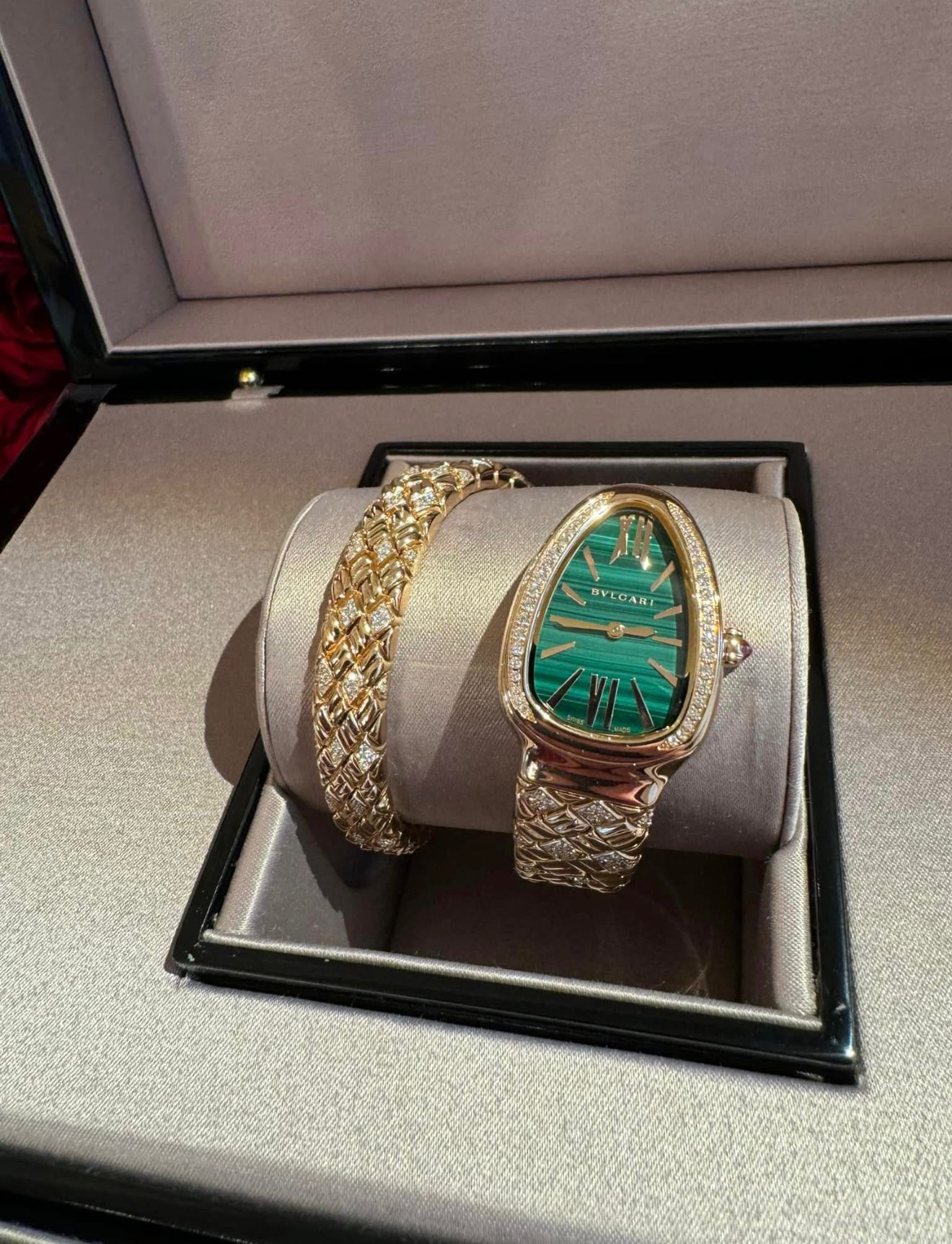 Bvlgari Serpenti Spiga - 35 MM - Rose Gold - Malachite Green Dial - Limited Edition - 103657