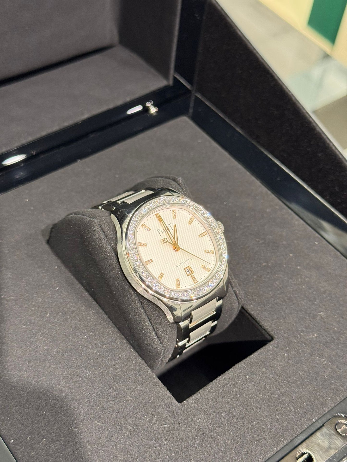 Piaget Polo - Stainless Steel Diamond 36 MM - Stainless Steel Bracelet - White Dial - Diamond Bezel - G0A46019