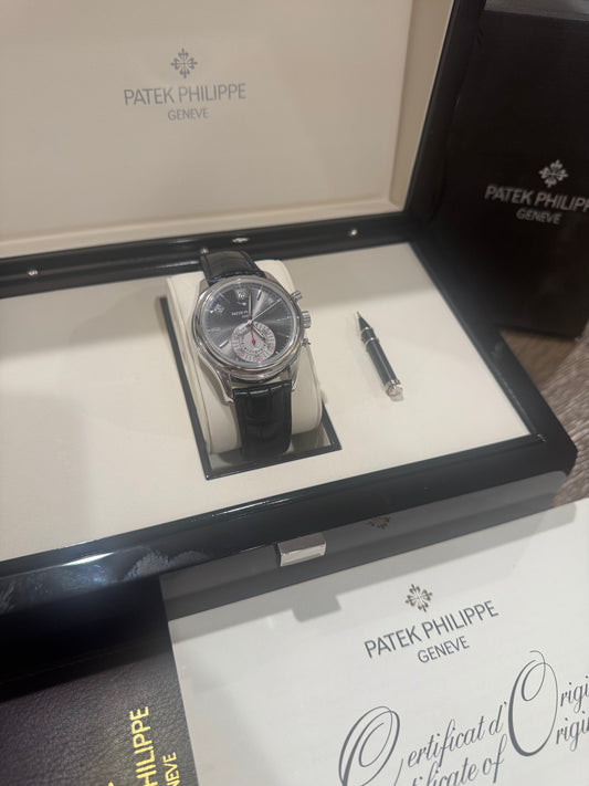 Patek Philippe - Annual Calendar Chronograph - 40.5 MM - Platinum - Grey Dial - 5960P