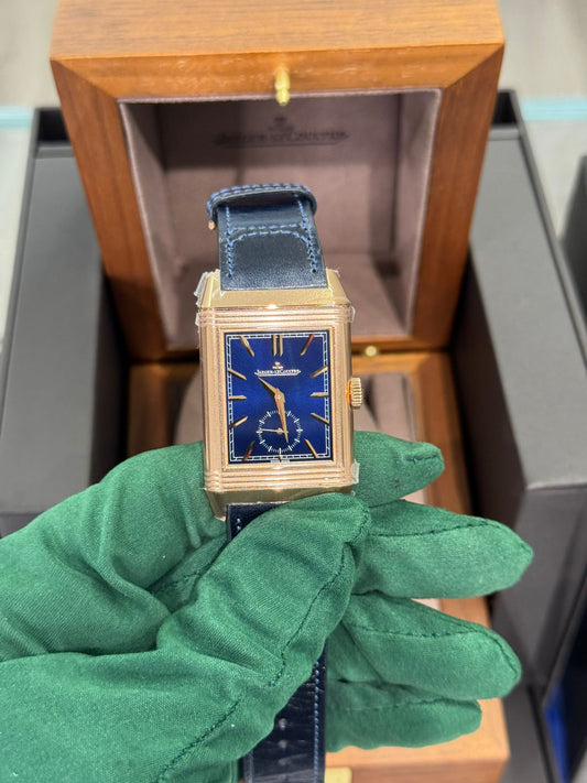 JLC - Reverso Tribute Duoface Small Seconds - 47 MM x 28.3 MM - Pink Gold - Blue/Silvered Dial - Blue Strap - JLC Q3982590