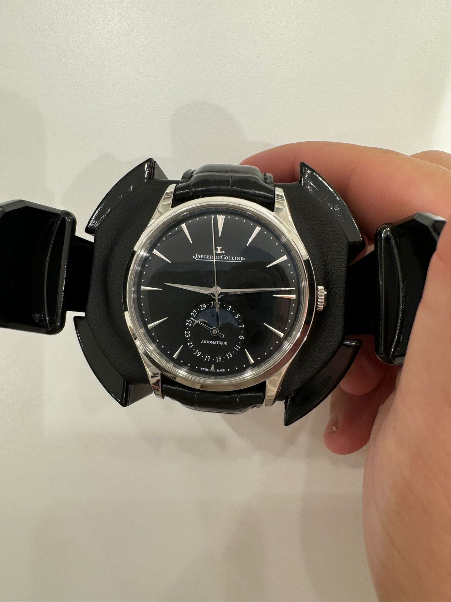 JLC - Master Ultra Thin Moon - 39 MM - Stainless Steel - Black Dial - Black Alligator Leather Strap - JLC Q1368471