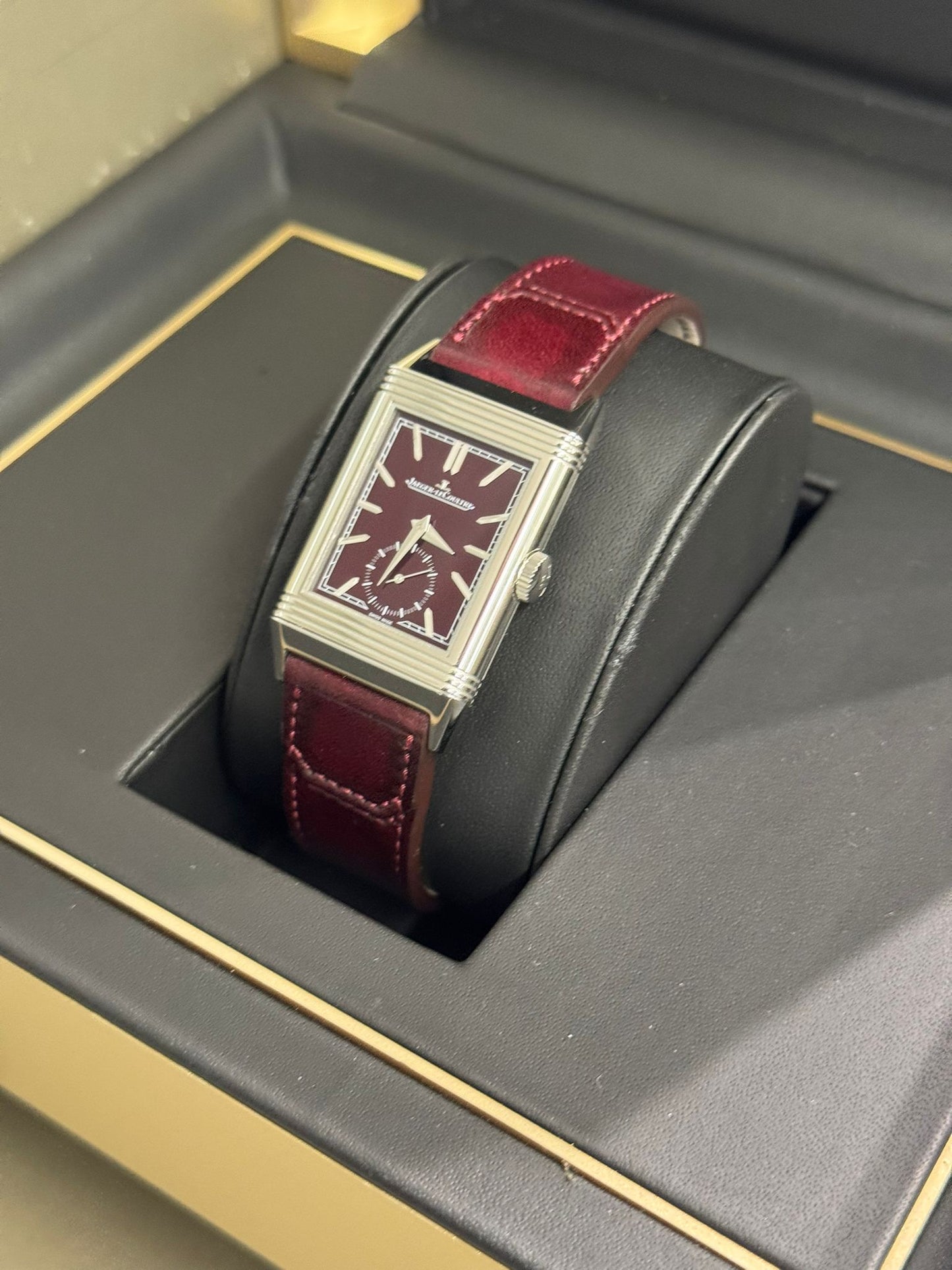 JLC - Reverso Tribute Monoface Small Seconds - 45.6 MM x 27.4 MM - Stainless Steel - Burgundy Dial - Burgundy Leather Strap - JLC Q397846J