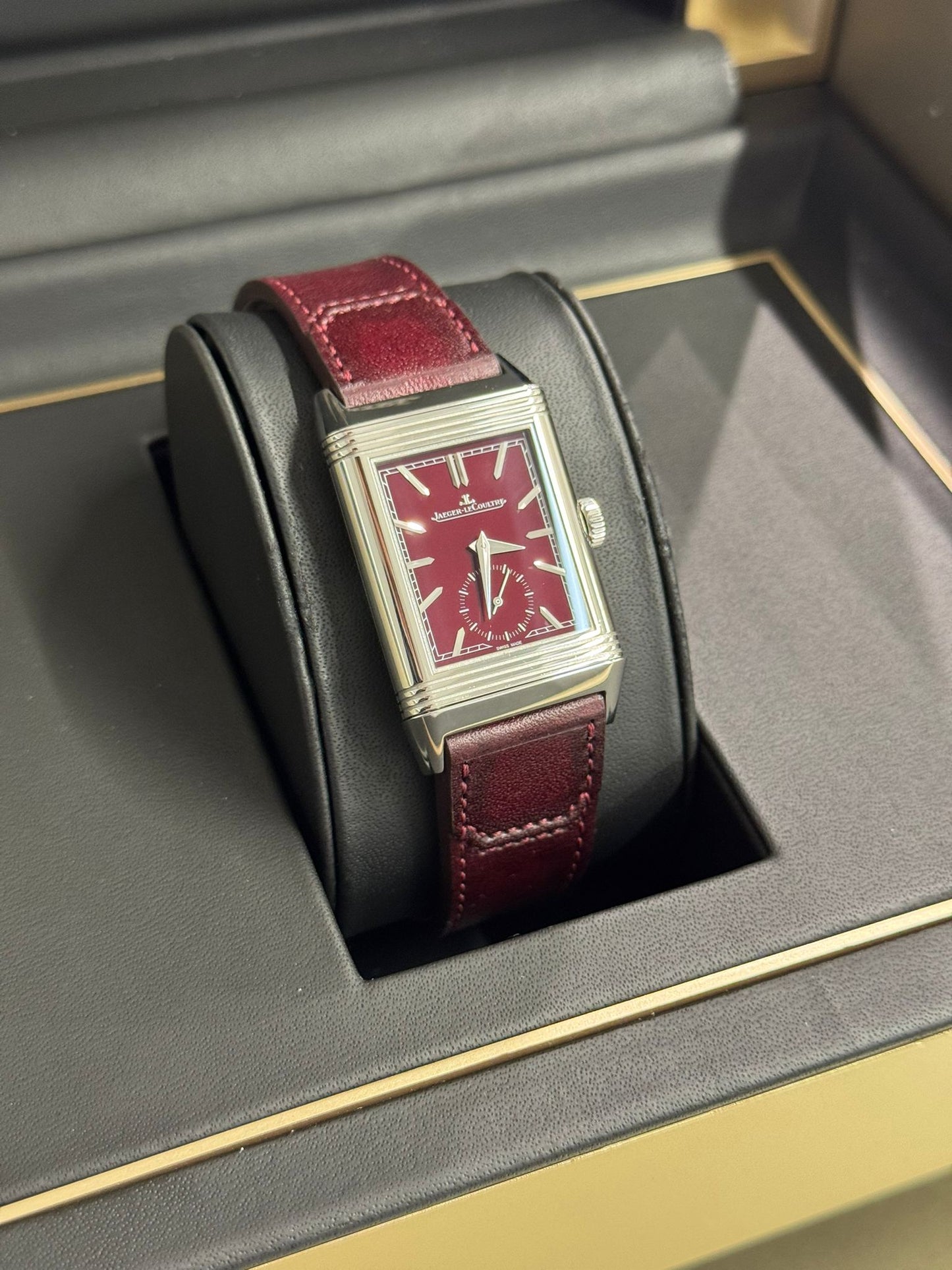 JLC - Reverso Tribute Monoface Small Seconds - 45.6 MM x 27.4 MM - Stainless Steel - Burgundy Dial - Burgundy Leather Strap - JLC Q397846J