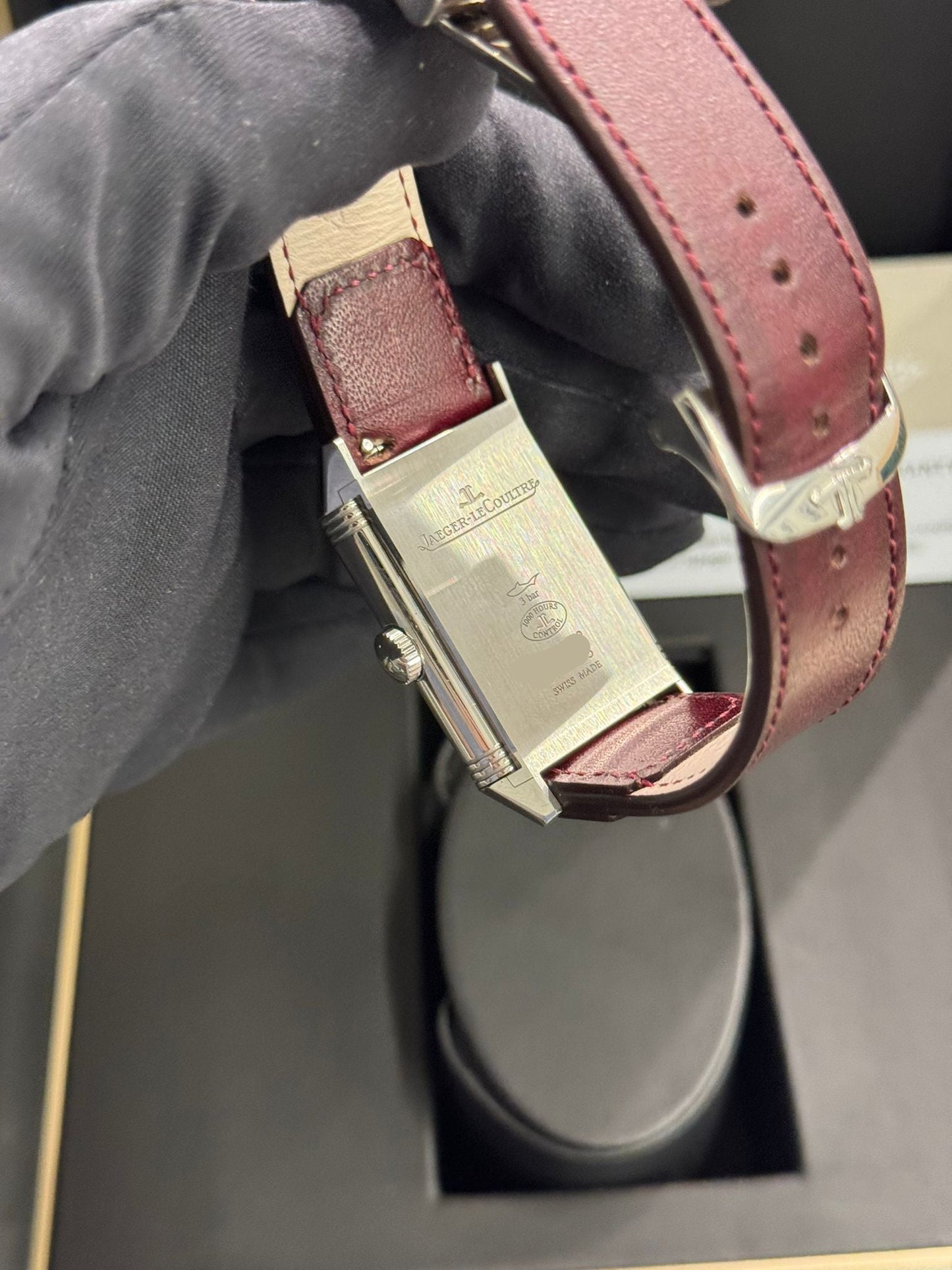 JLC - Reverso Tribute Monoface Small Seconds - 45.6 MM x 27.4 MM - Stainless Steel - Burgundy Dial - Burgundy Leather Strap - JLC Q397846J