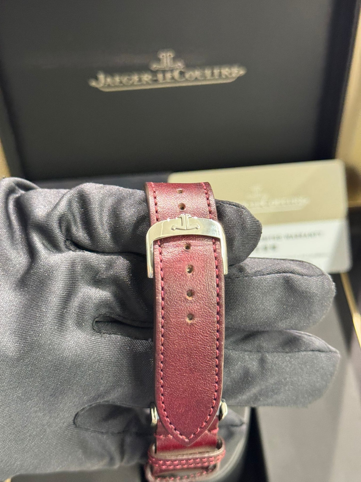 JLC - Reverso Tribute Monoface Small Seconds - 45.6 MM x 27.4 MM - Stainless Steel - Burgundy Dial - Burgundy Leather Strap - JLC Q397846J