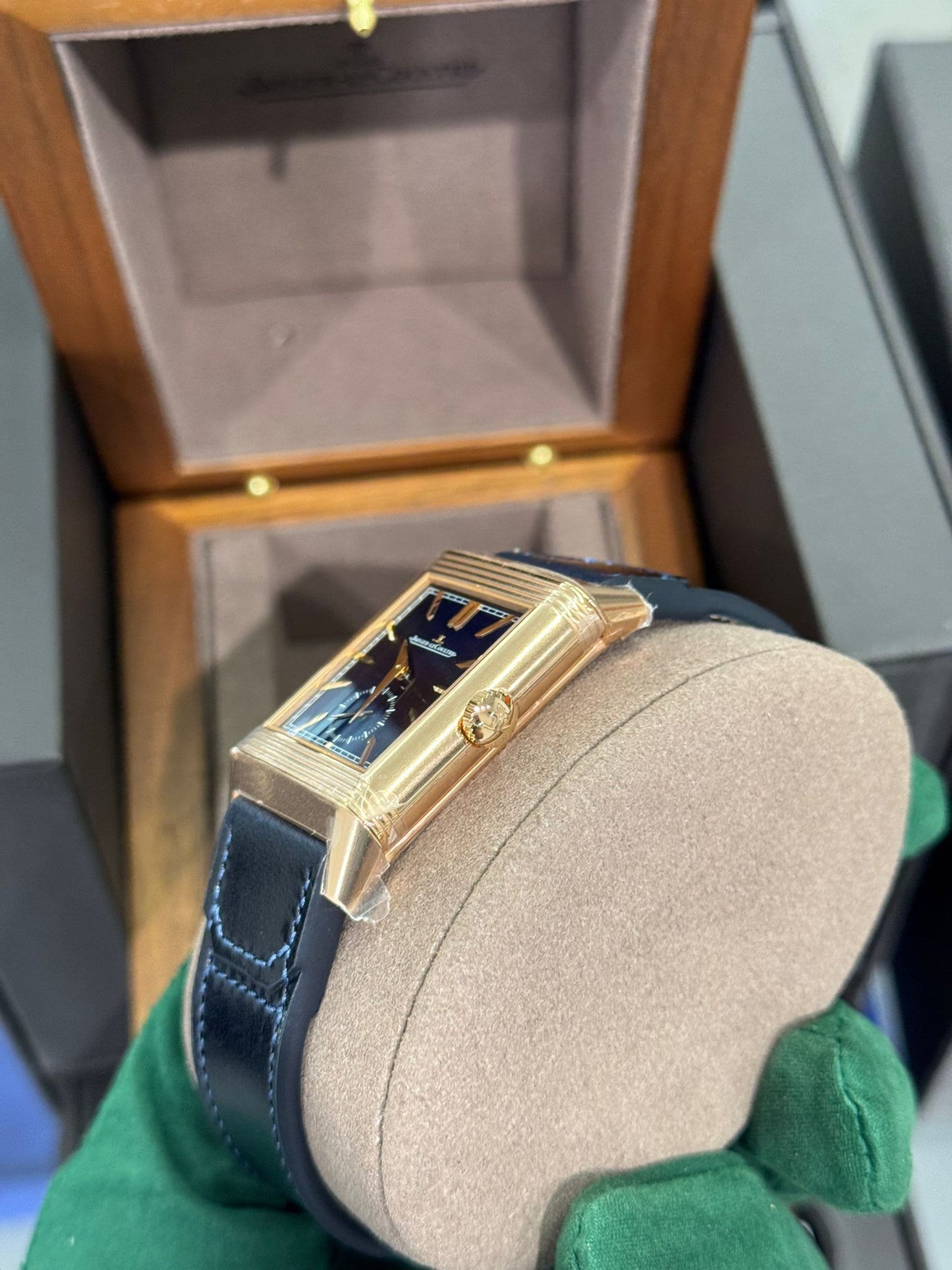 JLC - Reverso Tribute Duoface Small Seconds - 47 MM x 28.3 MM - Pink Gold - Blue/Silvered Dial - Blue Strap - JLC Q3982590