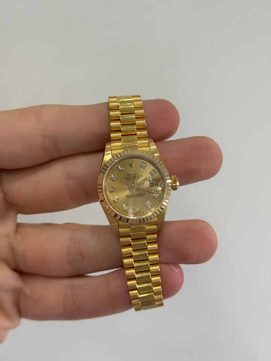 Rolex Datejust - 26 MM - Yellow Gold - President Bracelet - Fluted Bezel - Champagne Diamond Dial - 68178 chdp