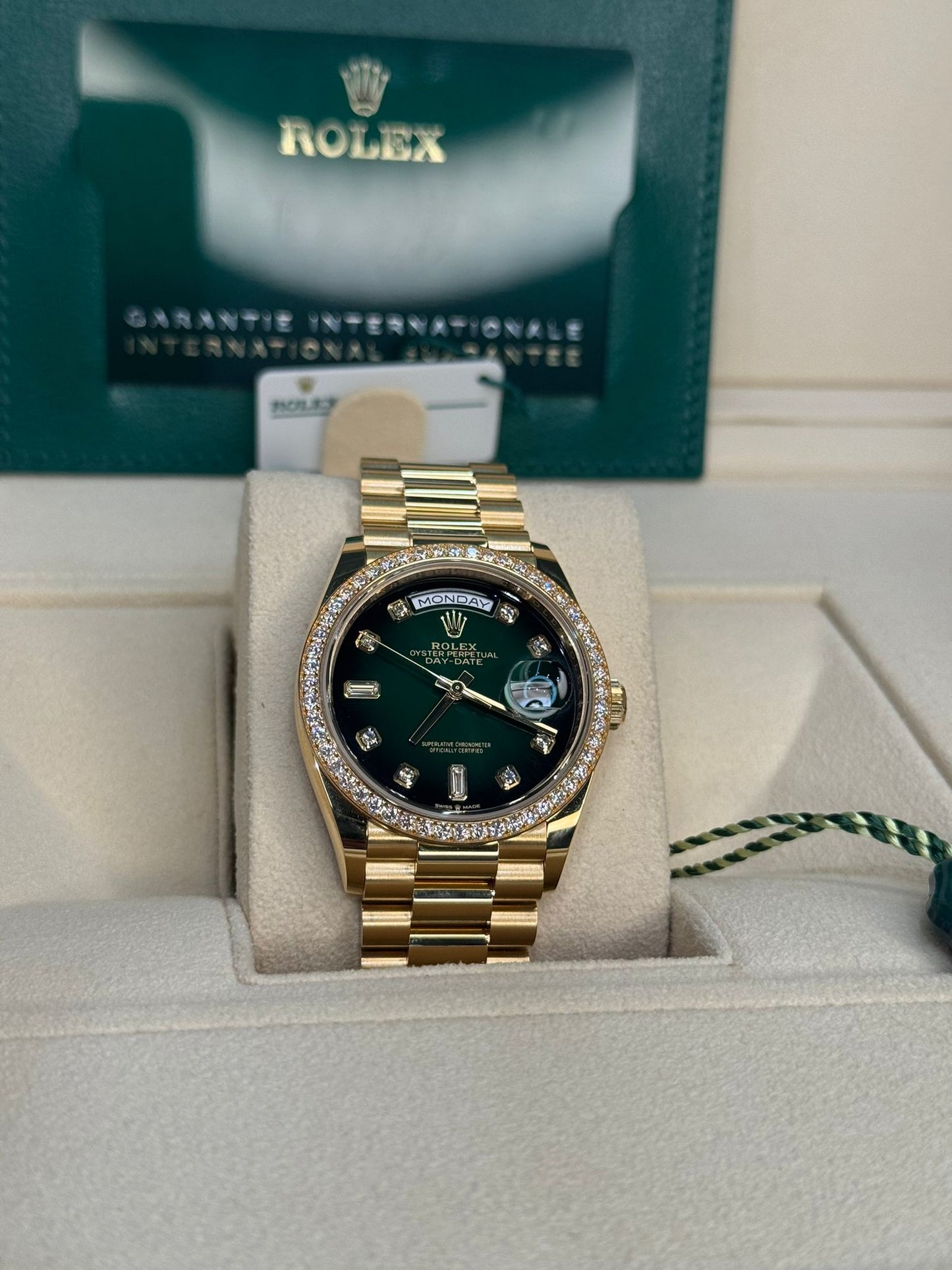 Rolex Presidential Yellow Gold Day-Date 36MM - President Bracelet Watch - Green Ombre´ Diamond Dial - 128348RBR godp